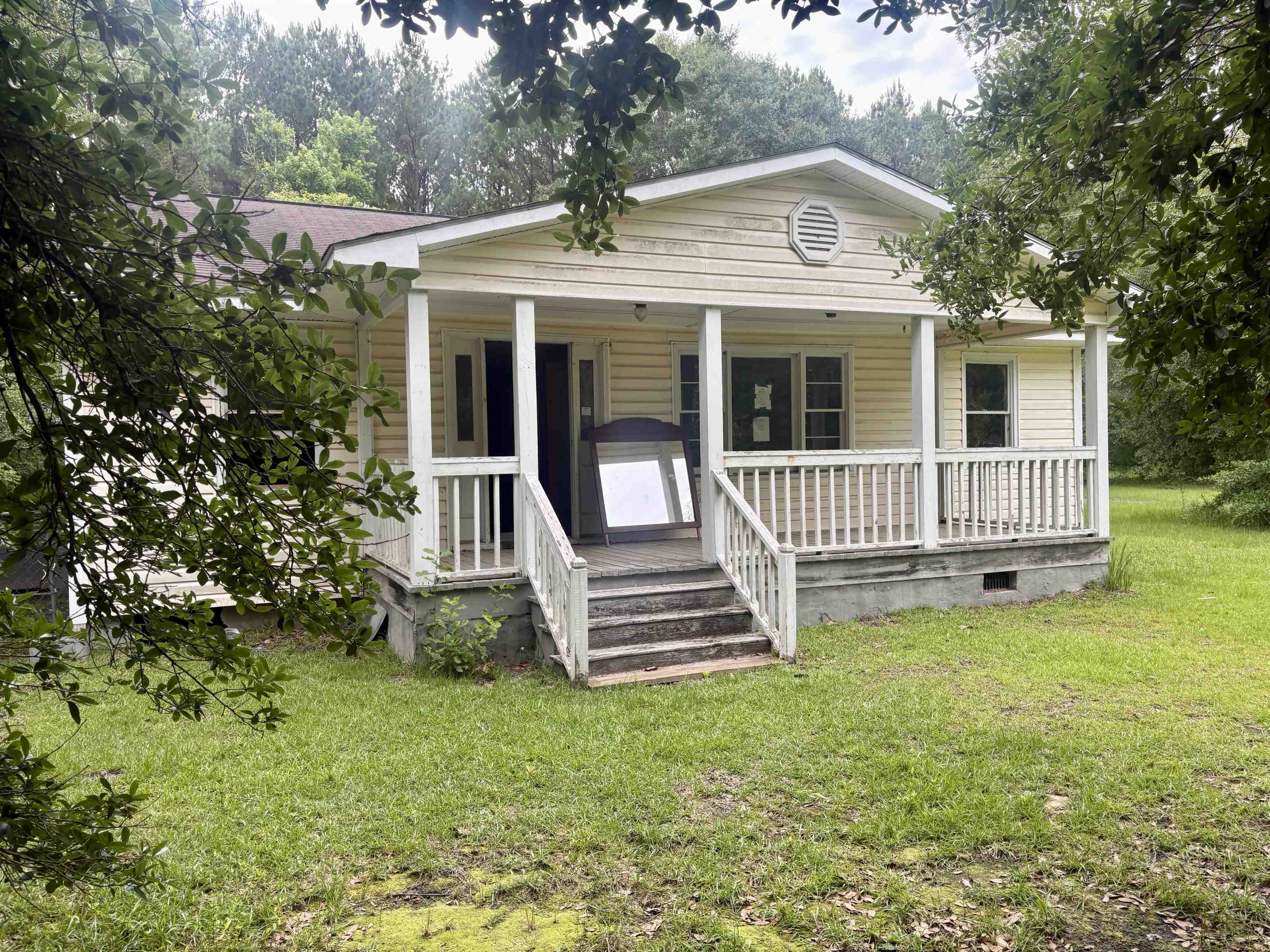 96 Cody Lane Georgetown, SC 29440 - Photo 3 of 11 Gallery Image 3