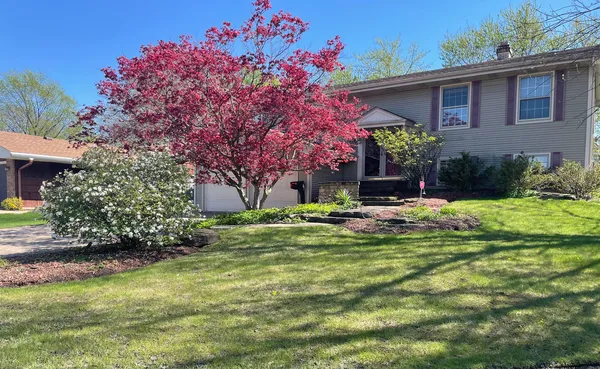 $455,000 | 23W281 Cambridge Court, Wheaton, IL 60189