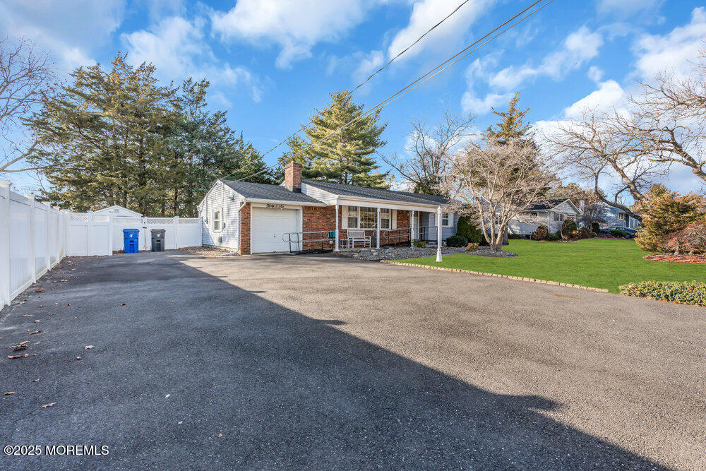 36 Daisy Road Toms River, NJ 08753 - Photo 4 of 34 006_dsc03706-1_888
