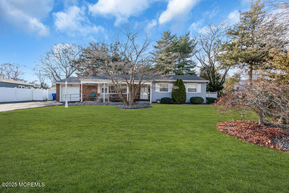 36 Daisy Road Toms River, NJ 08753 - Photo 5 of 34 004_dsc03691-1_994