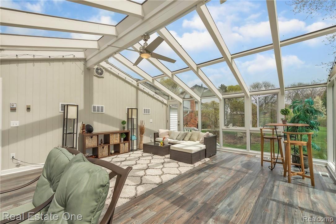 861 Downhill Lane Rochester, MI 48307 - Photo 11 of 44 861-Downhill-Ln-Rochester-Hills-MI-48307-windowstill-13.jpg