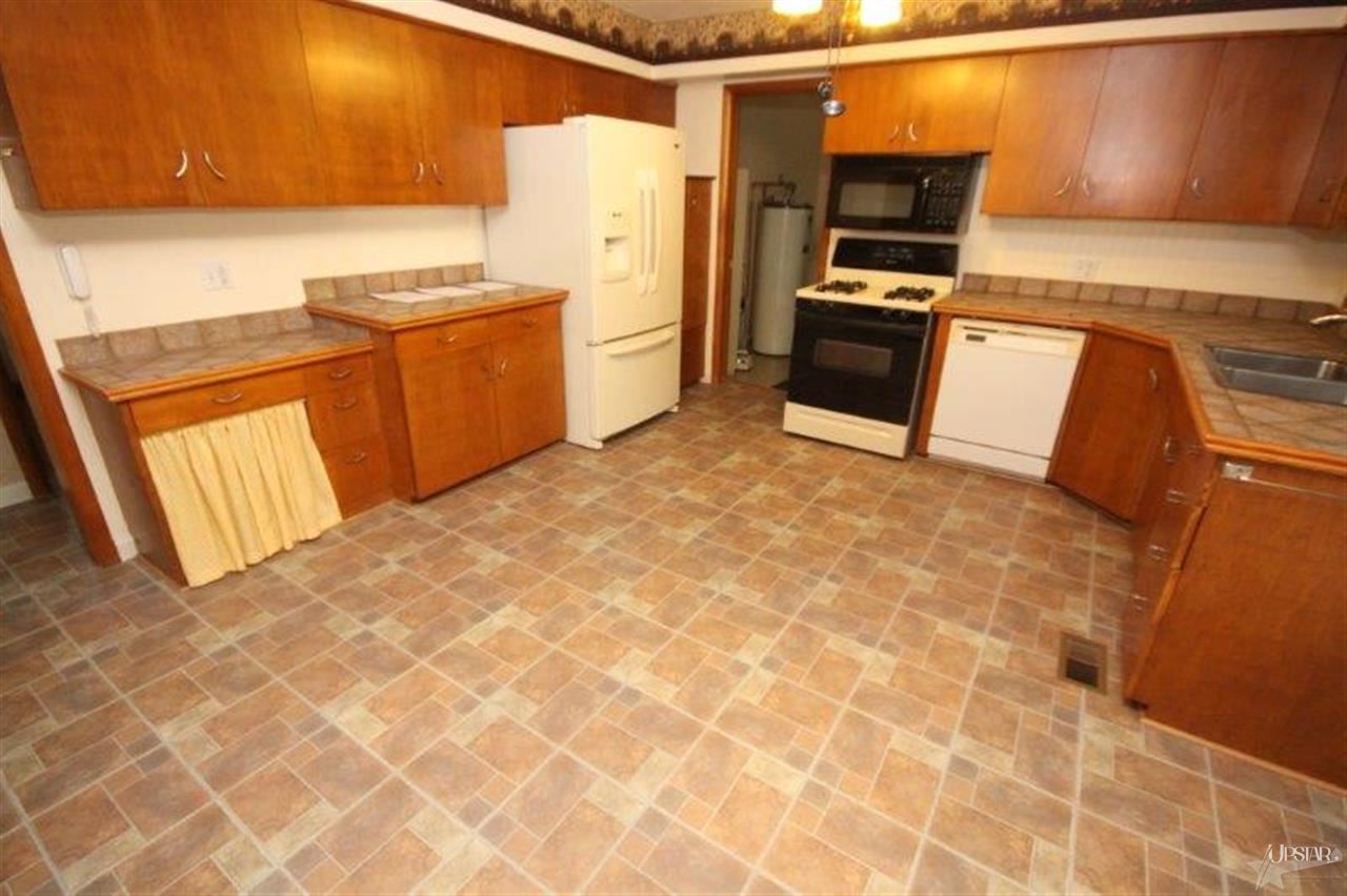 2215 Beineke Road Fort Wayne, IN 46808 - Photo 10 of 15