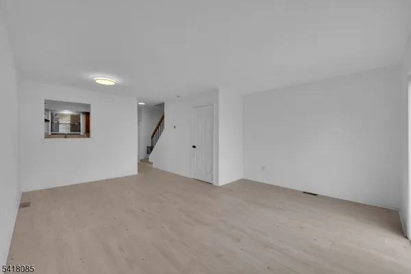 $355,000 | 628 Almond Court, Flemington, NJ 08822