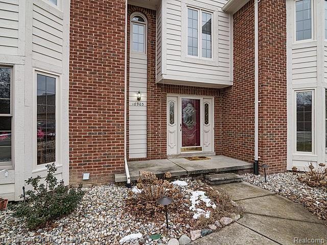 18903 Van Road Livonia, MI 48152 - Photo 2 of 57 1_56.jpg