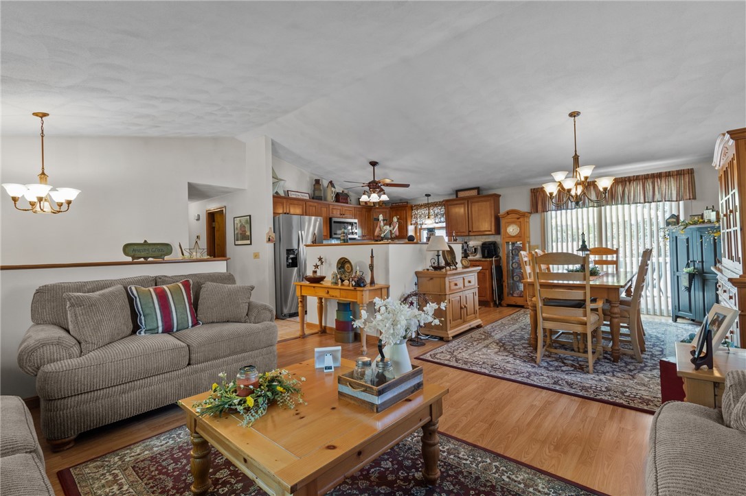 123 Rice Avenue East Providence, RI 02914 - Photo 1 of 38