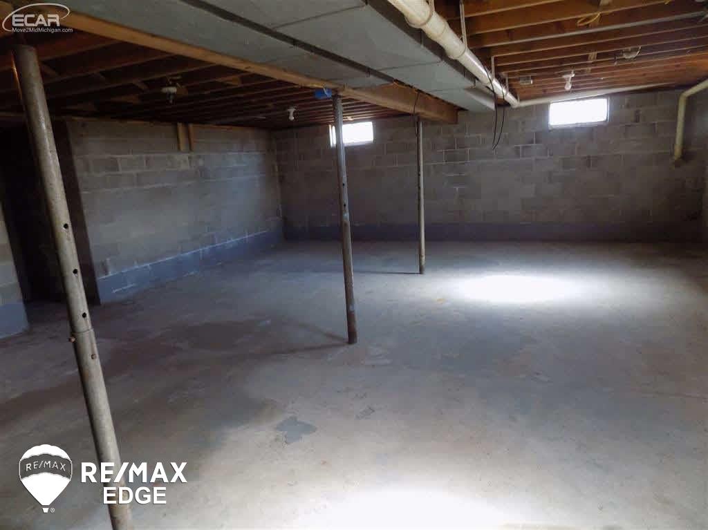 3385 Barnes Road Millington, MI 48746 - Photo 9 of 37 21417367-9.JPG