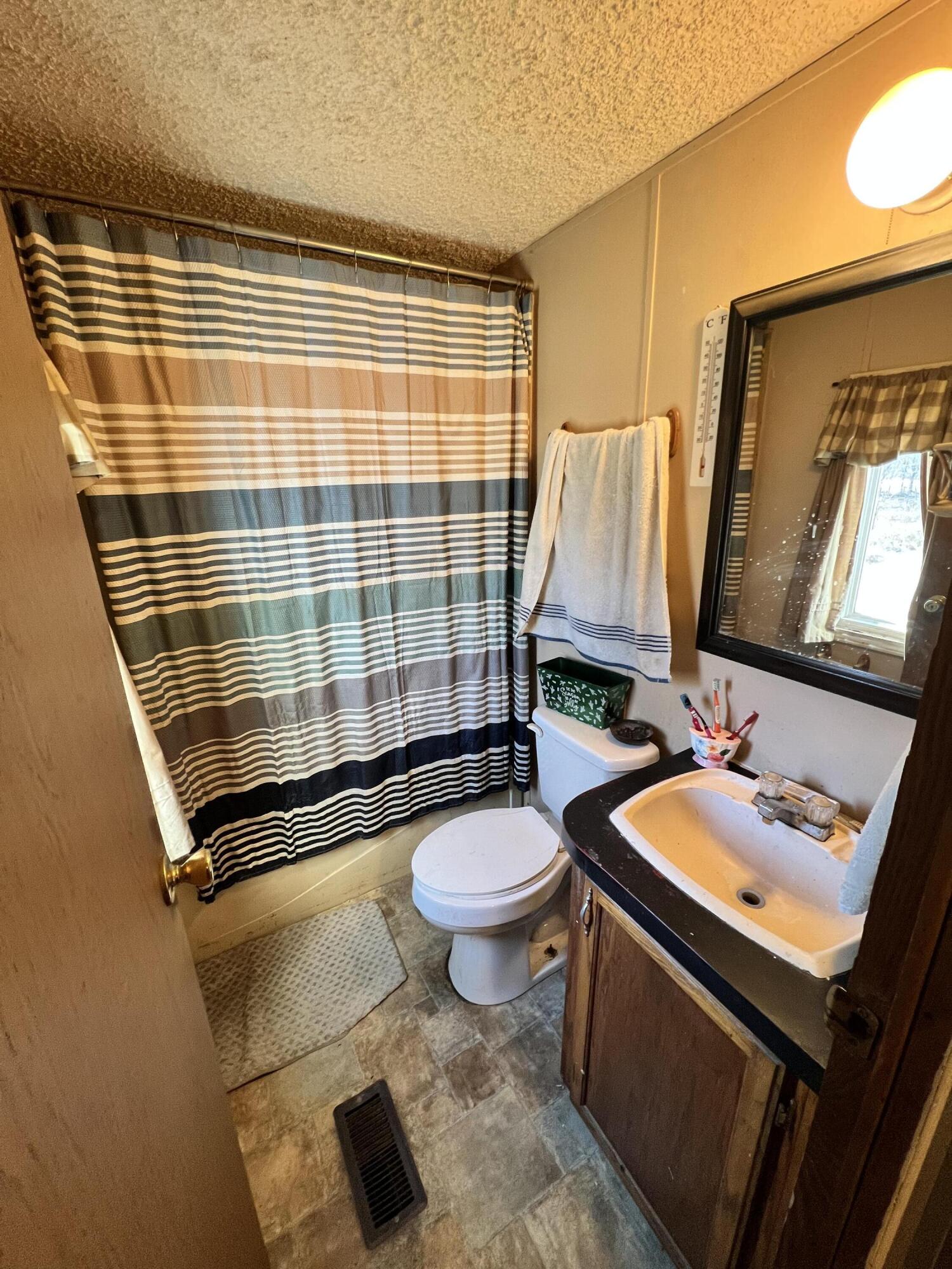 392 Jackson Fariston Road London, KY 40744 - Photo 42 of 49 AACA341D-3795-4D0C-9D2D-721845B1E58D