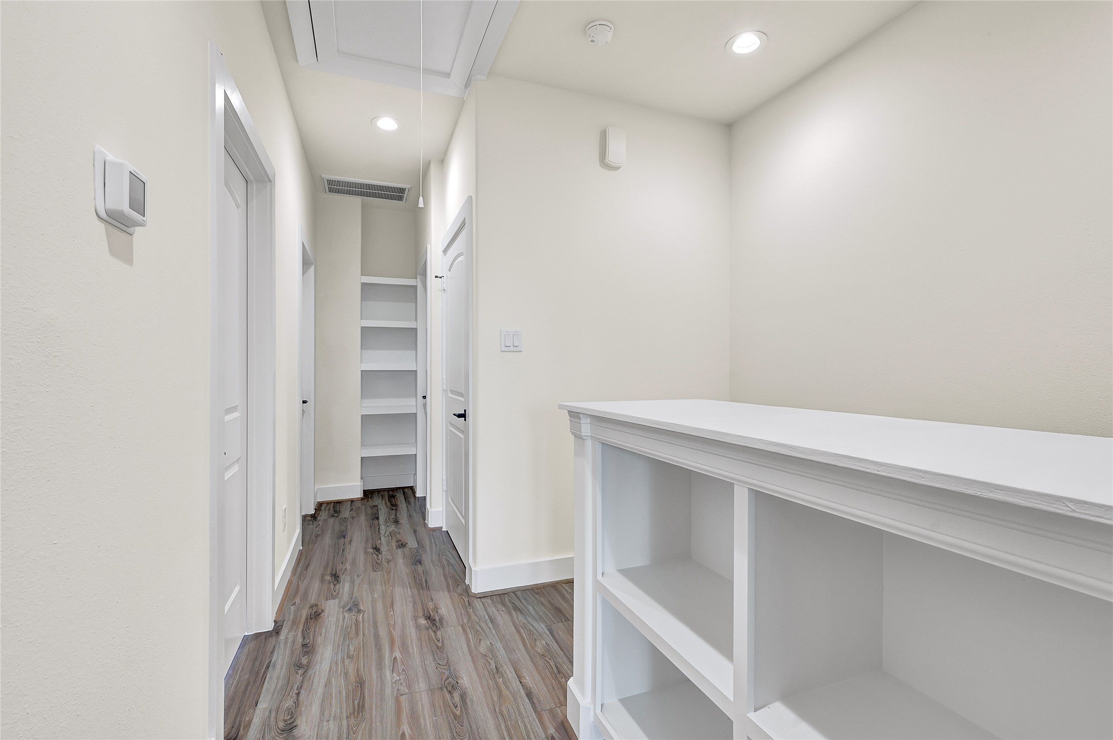 3834 Mt Pleasant Street Houston, TX 77021 - Photo 31 of 50 a view of entryway with wooden floor