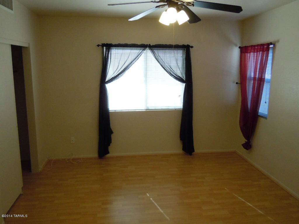 5570 South Stockwell Road Tucson, AZ 85746 - Photo 7 of 18 Gallery Image 7