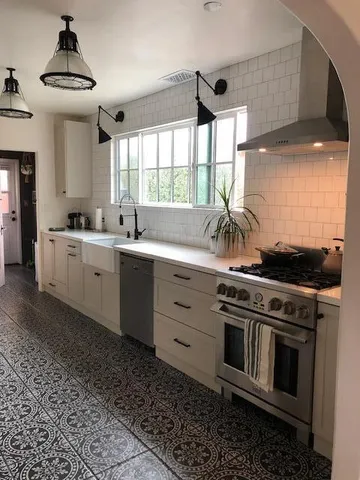 $8,750 | 825 West Pedregosa Street, Santa Barbara, CA 93101