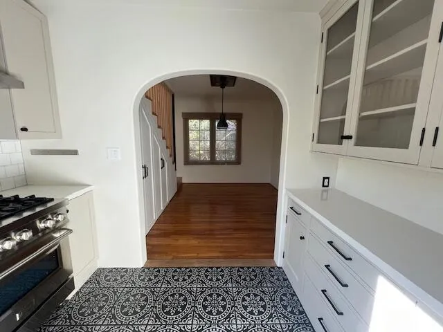 $8,750 | 825 West Pedregosa Street, Santa Barbara, CA 93101