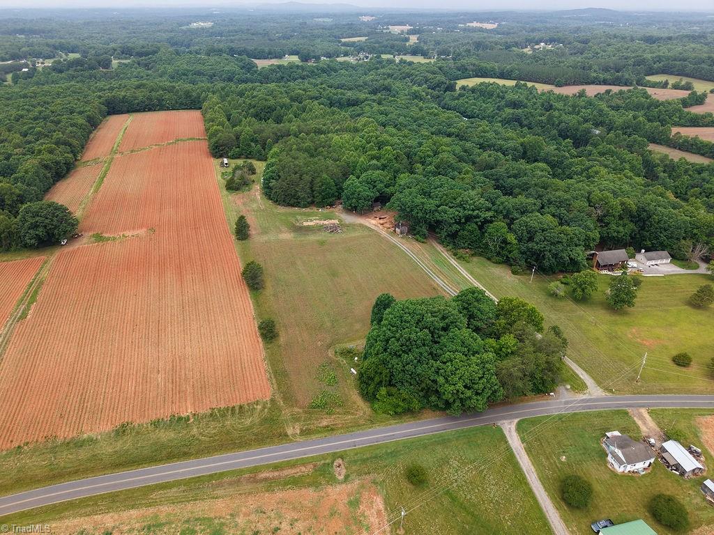 2025 Lace Knoll Road East Bend, NC 27018 - Photo 30 of 42