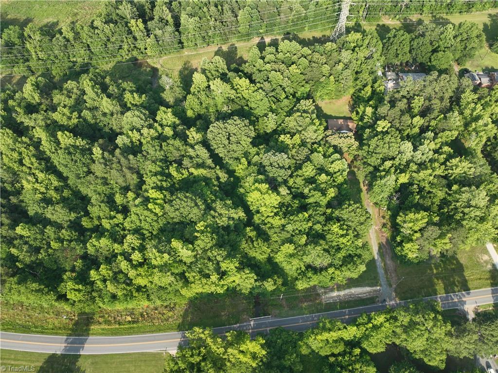 236-246 Willowlake Road Greensboro, NC 27405 - Photo 9 of 25