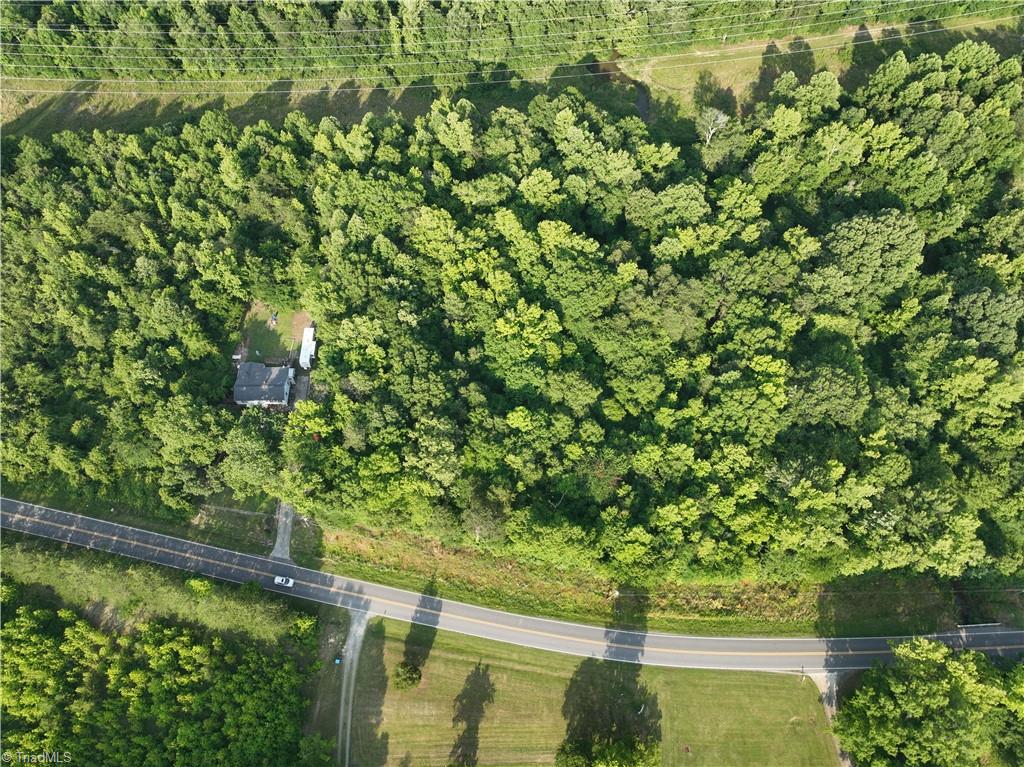 236-246 Willowlake Road Greensboro, NC 27405 - Photo 10 of 25