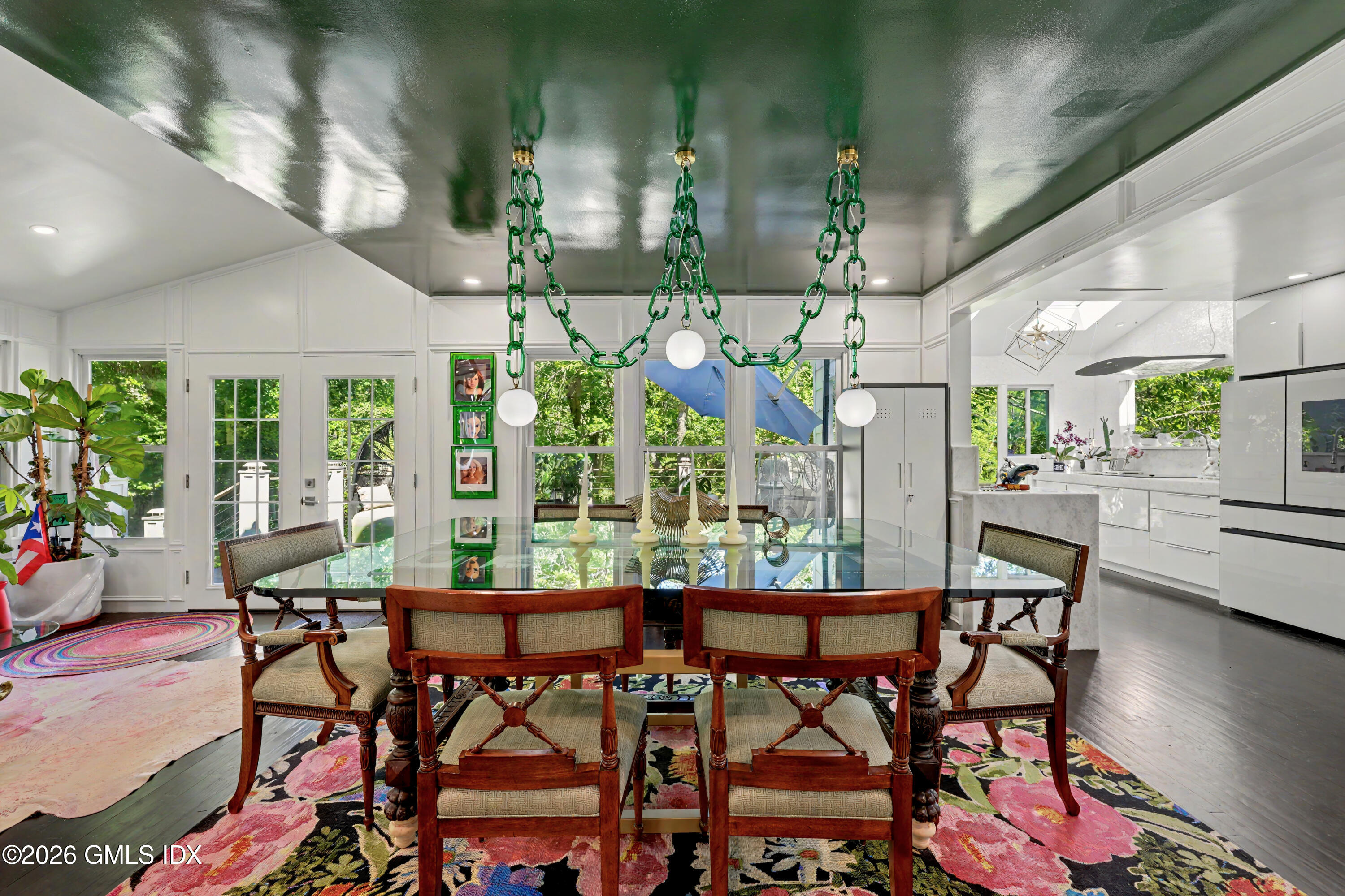 84 Hunting Ridge Road Greenwich, CT 06831 - Photo 10 of 37 Dining Room
