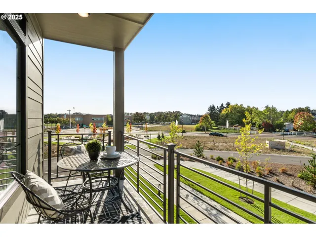 $479,500 | 3365 Southeast Everwood Lane, Hillsboro, OR 97123