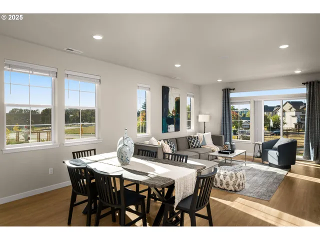 $479,500 | 3365 Southeast Everwood Lane, Hillsboro, OR 97123