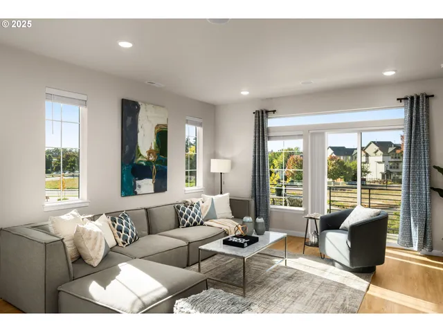 $479,500 | 3365 Southeast Everwood Lane, Hillsboro, OR 97123