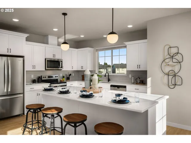 $479,500 | 3365 Southeast Everwood Lane, Hillsboro, OR 97123