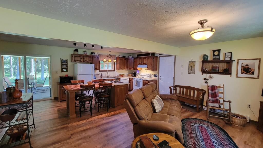 636 Beaver Dam Road Friedens, PA 15541 - Photo 5 of 69 Gallery Image 5