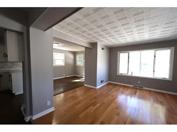 $169,900 | 24 166th Place, Calumet City, IL 60409