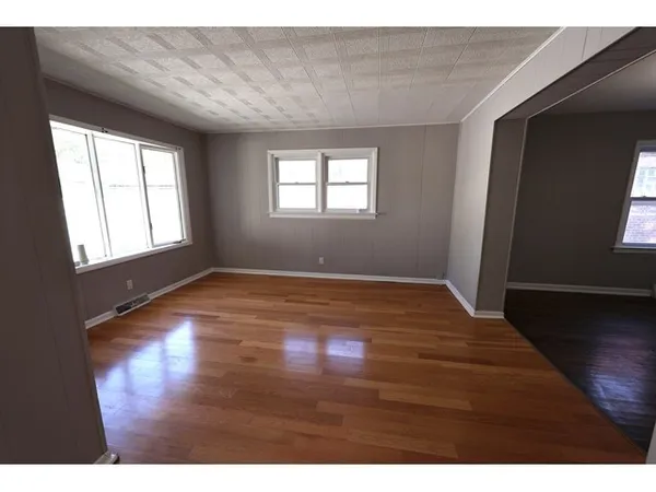 $169,900 | 24 166th Place, Calumet City, IL 60409