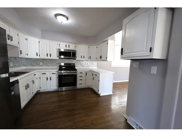 $169,900 | 24 166th Place, Calumet City, IL 60409