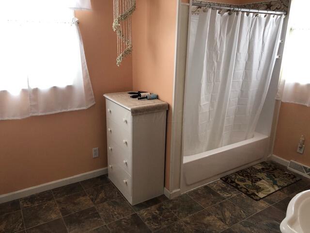 5062 Cook Road Ashville, OH 43103 - Photo 12 of 22