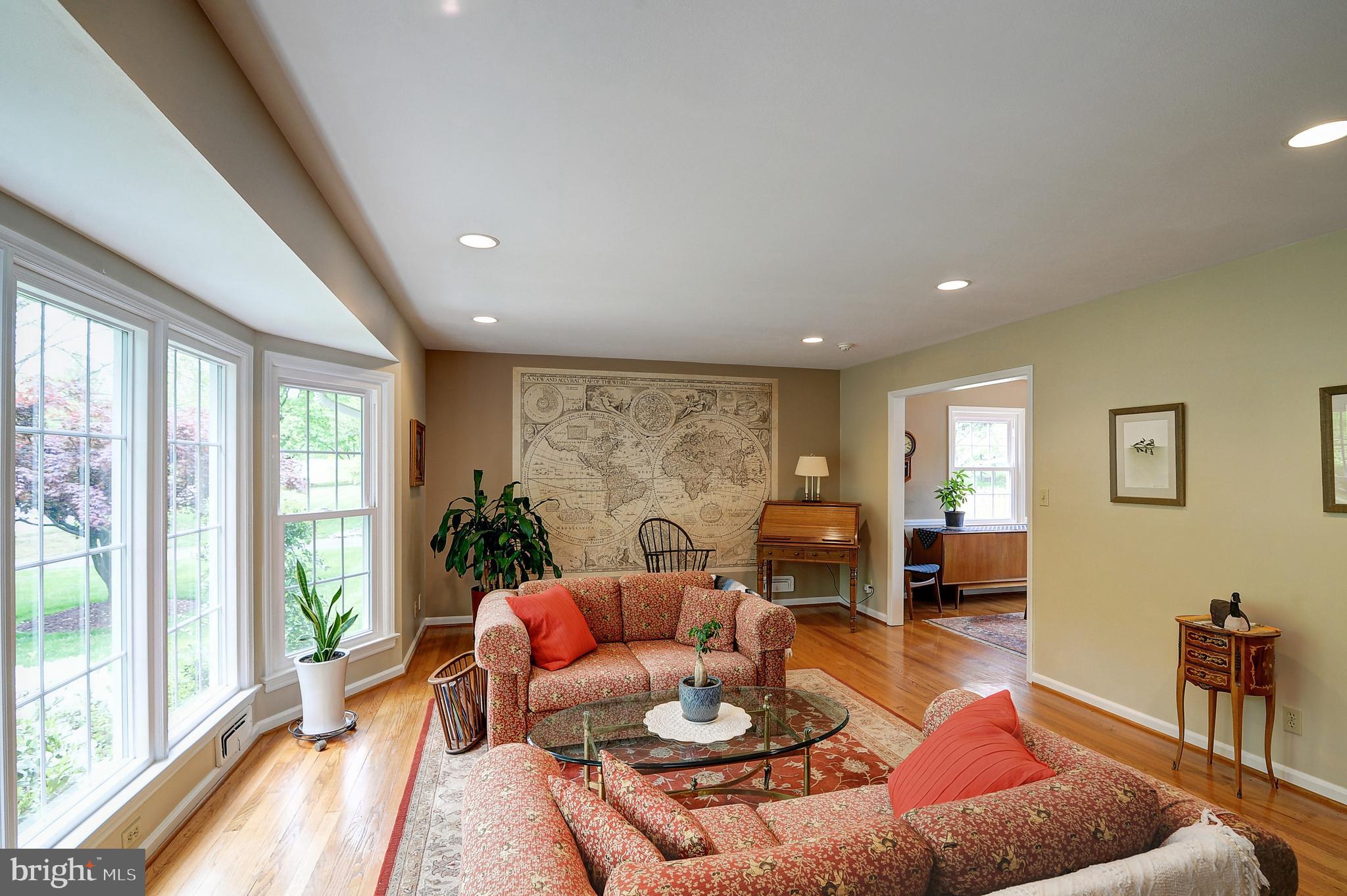 145 Shady Brook Lane Princeton, NJ 08540 - Photo 5 of 19
