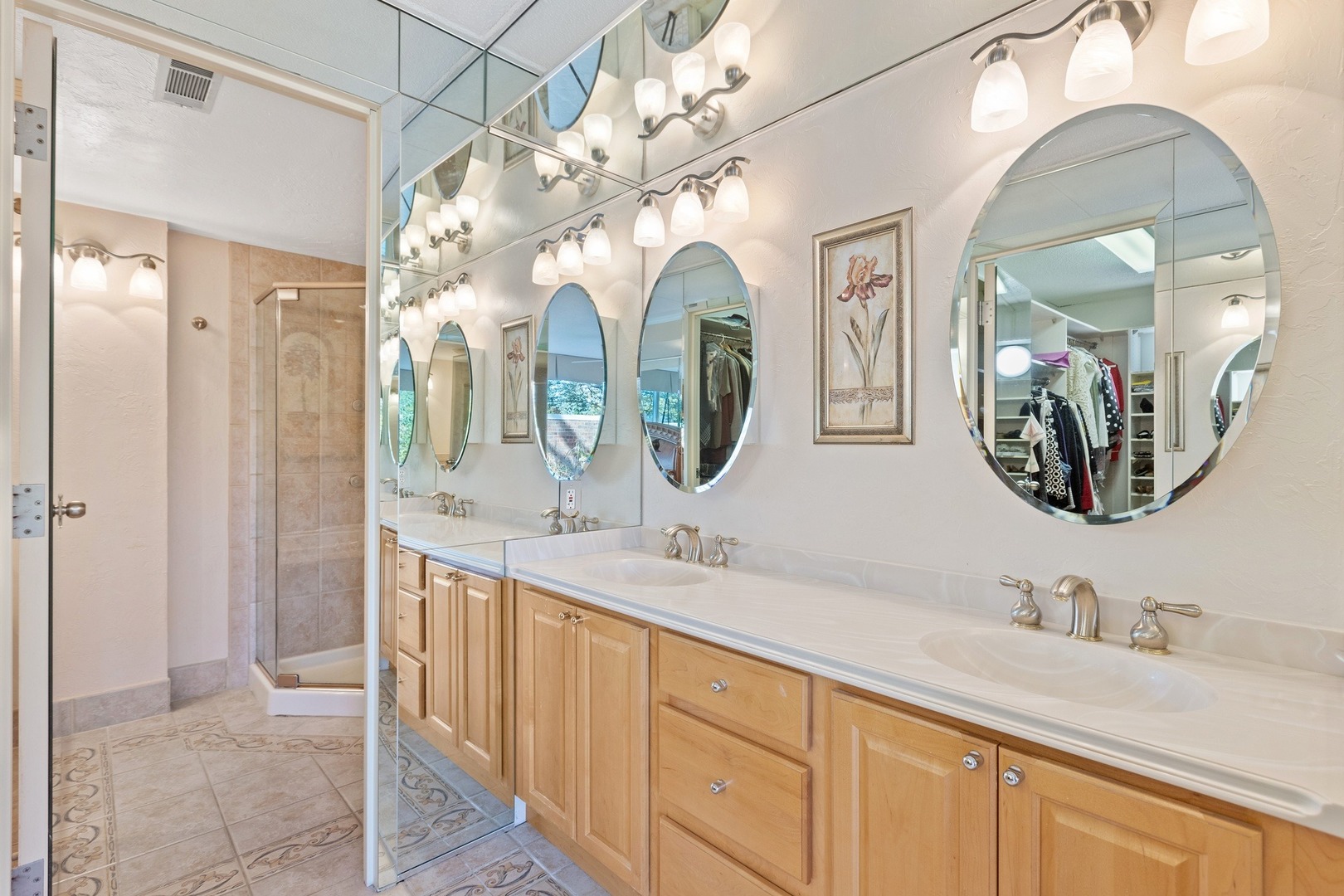 1 Wellington Road Northbrook, IL 60062 - Photo 9 of 27 a bathroom with a granite countertop double vanity sinks and a mirror