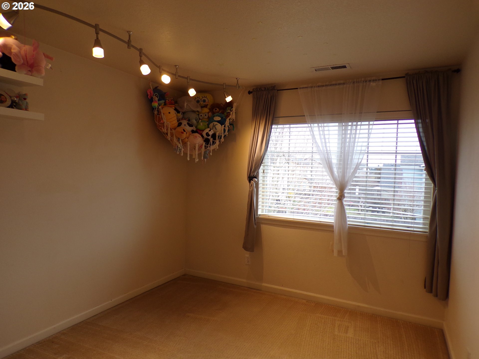 2542 Baines Boulevard Hubbard, OR 97032 - Photo 22 of 34