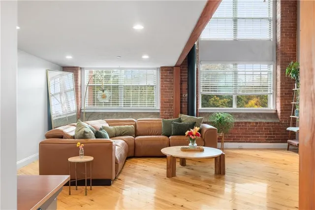 $449,900 | 1 Tupperware Drive, Unit 138, North Smithfield, RI 02896