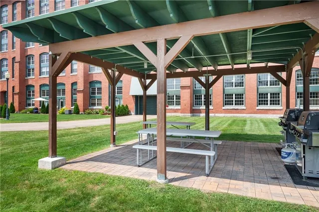 $449,900 | 1 Tupperware Drive, Unit 138, North Smithfield, RI 02896