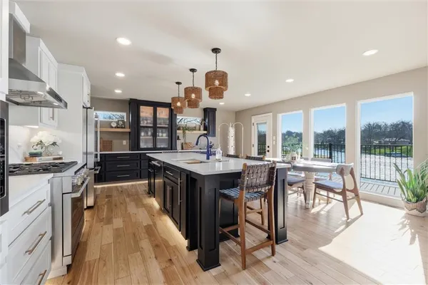 $1,450,000 | 62 Dockside Drive, Blue Springs, MO 64015