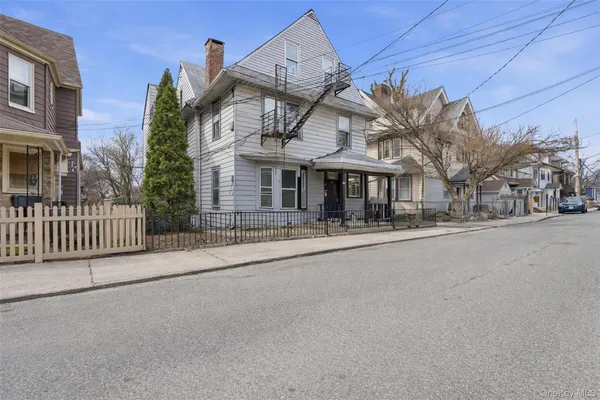 $849,999 | 13 Lincoln Terrace, Yonkers, NY 10701