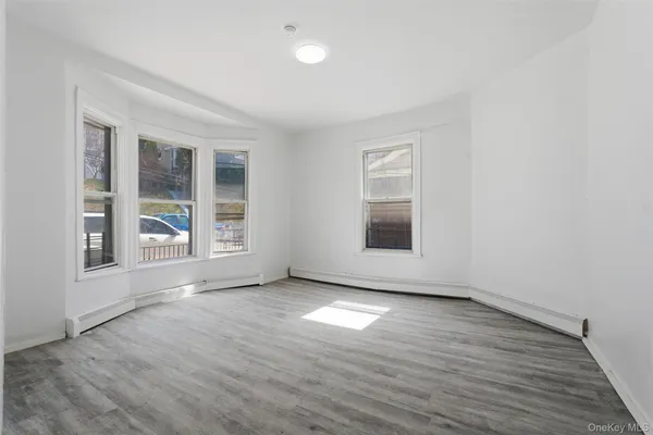 $849,999 | 13 Lincoln Terrace, Yonkers, NY 10701