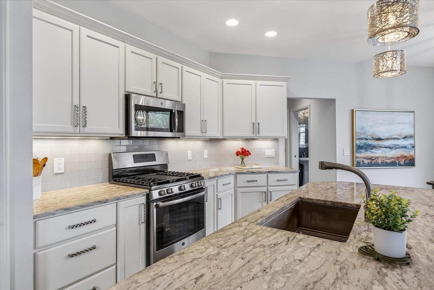 10129 Meandering Way Verona, WI 53593 - Photo 12 of 49