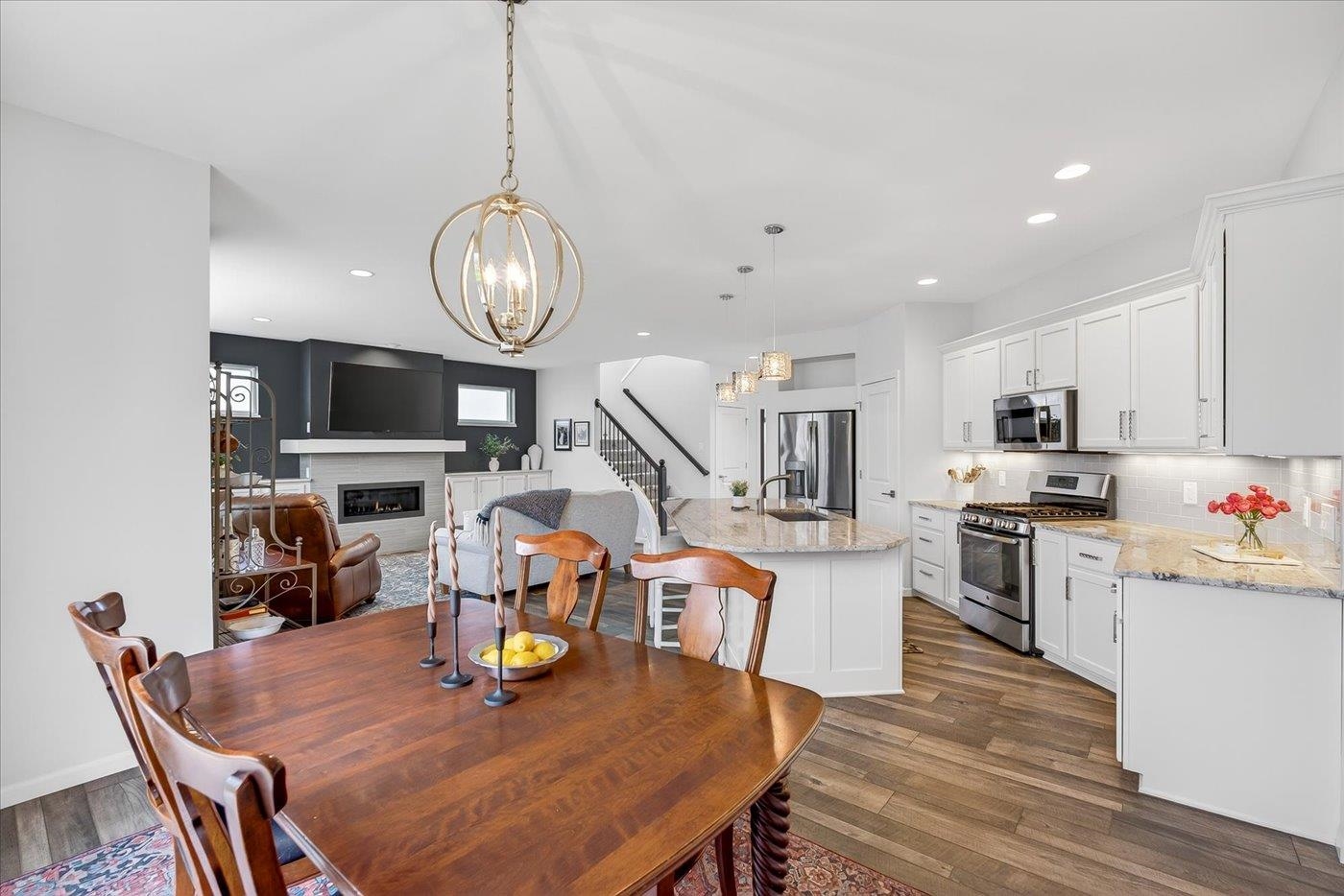 10129 Meandering Way Verona, WI 53593 - Photo 17 of 49