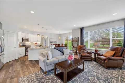 $675,000 | 10129 Meandering Way, Verona, WI 53593