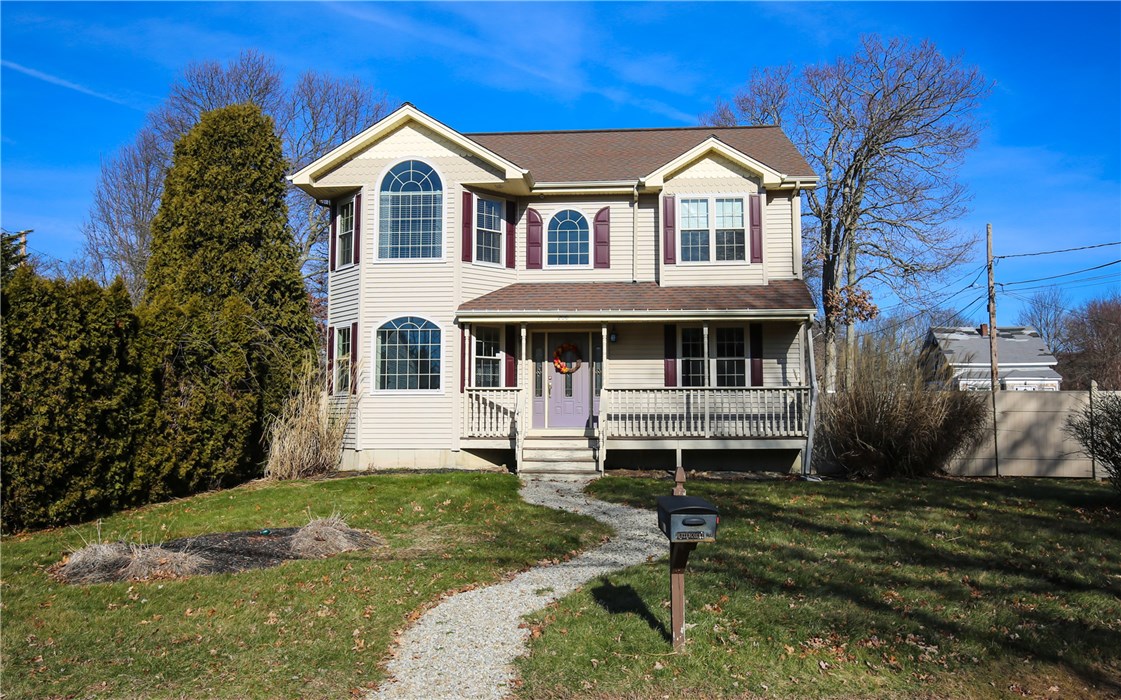 200 Ferncroft Road Somerset, MA 02726 - Photo 2 of 38 Exterior Front