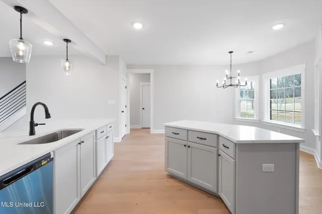 $407,900 | 1148 Creekside Lane, Hernando, MS 38632