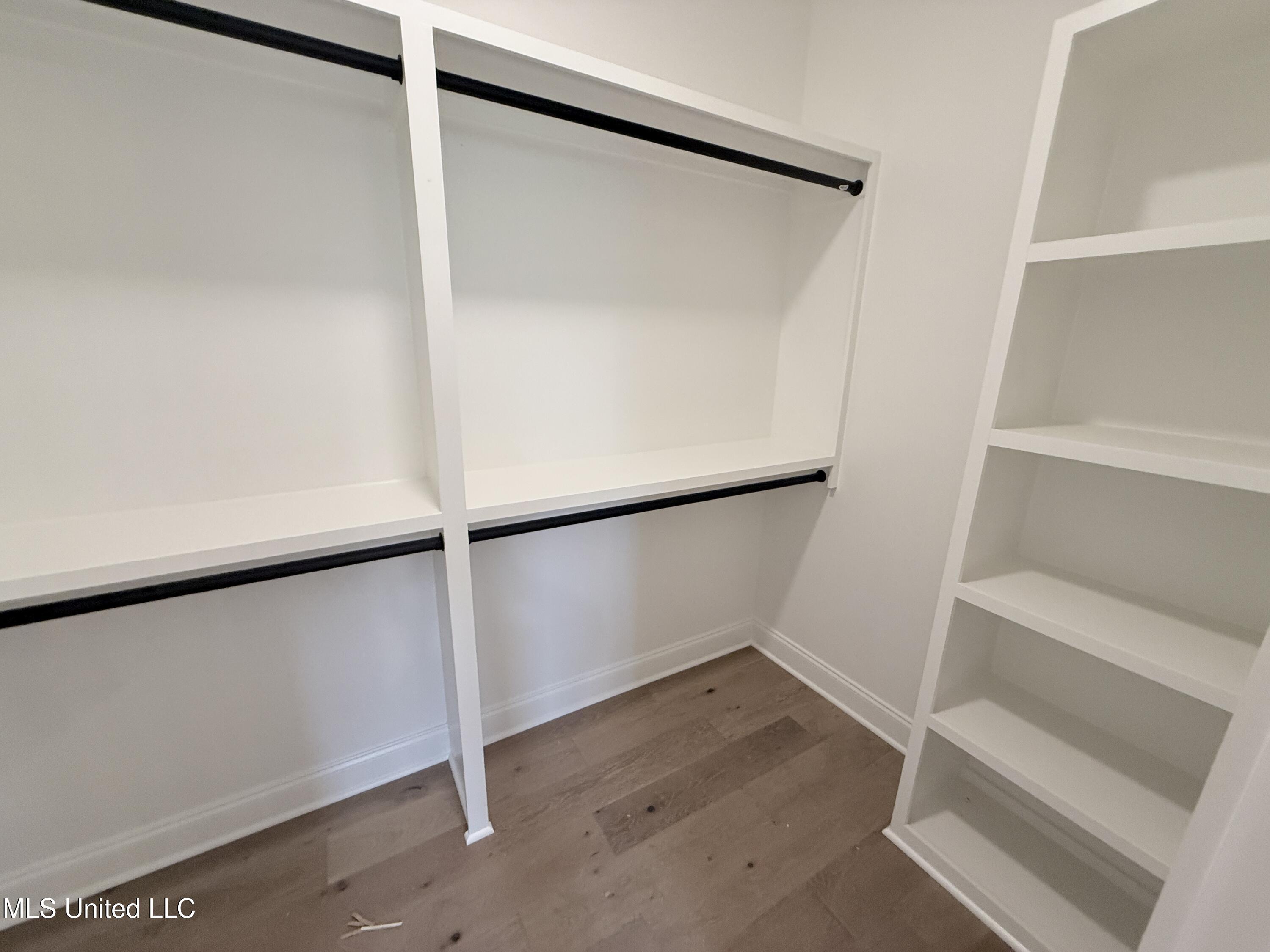 1148 Creekside Lane Hernando, MS 38632 - Photo 17 of 26 Pine