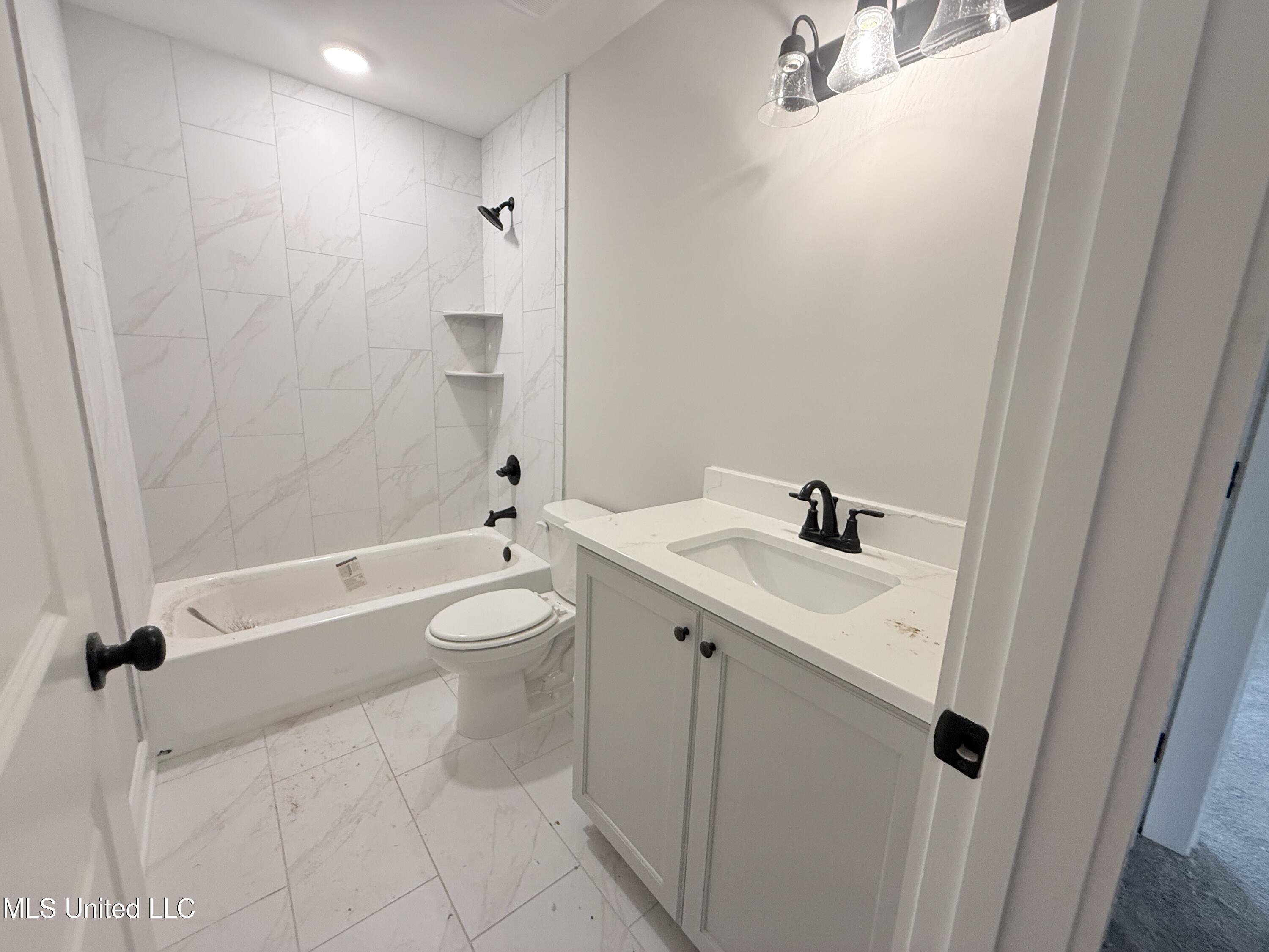 1148 Creekside Lane Hernando, MS 38632 - Photo 24 of 26 Pine