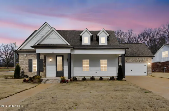 $407,900 | 1148 Creekside Lane, Hernando, MS 38632