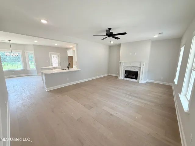 $407,900 | 1148 Creekside Lane, Hernando, MS 38632