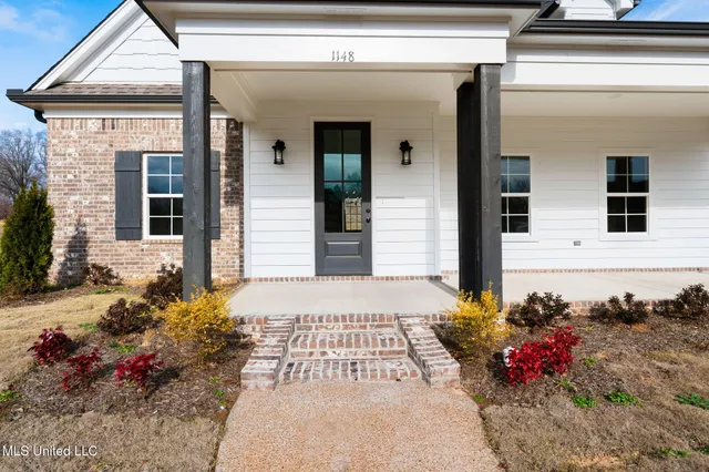$407,900 | 1148 Creekside Lane, Hernando, MS 38632