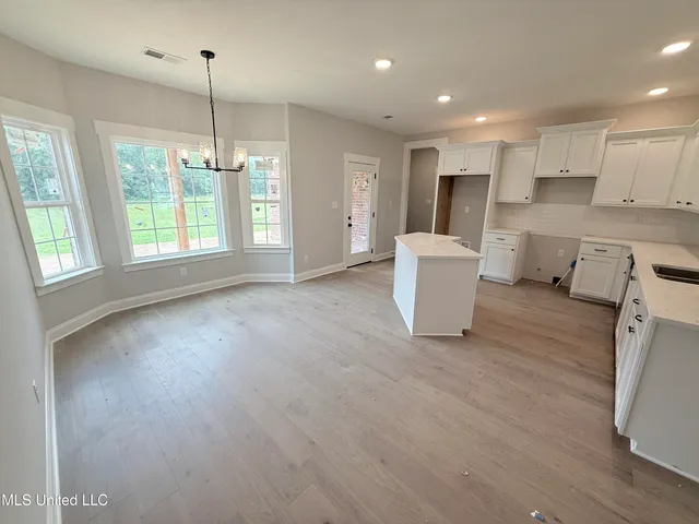 $407,900 | 1148 Creekside Lane, Hernando, MS 38632