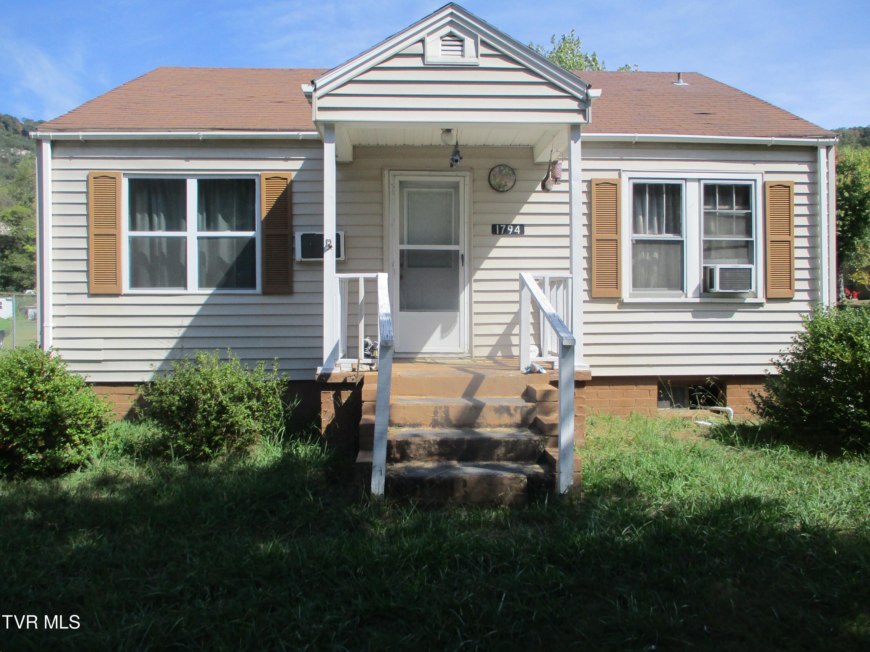 1794 Yuma Road Gate City, VA 24251 - Photo 4 of 26 04 IMG_6506