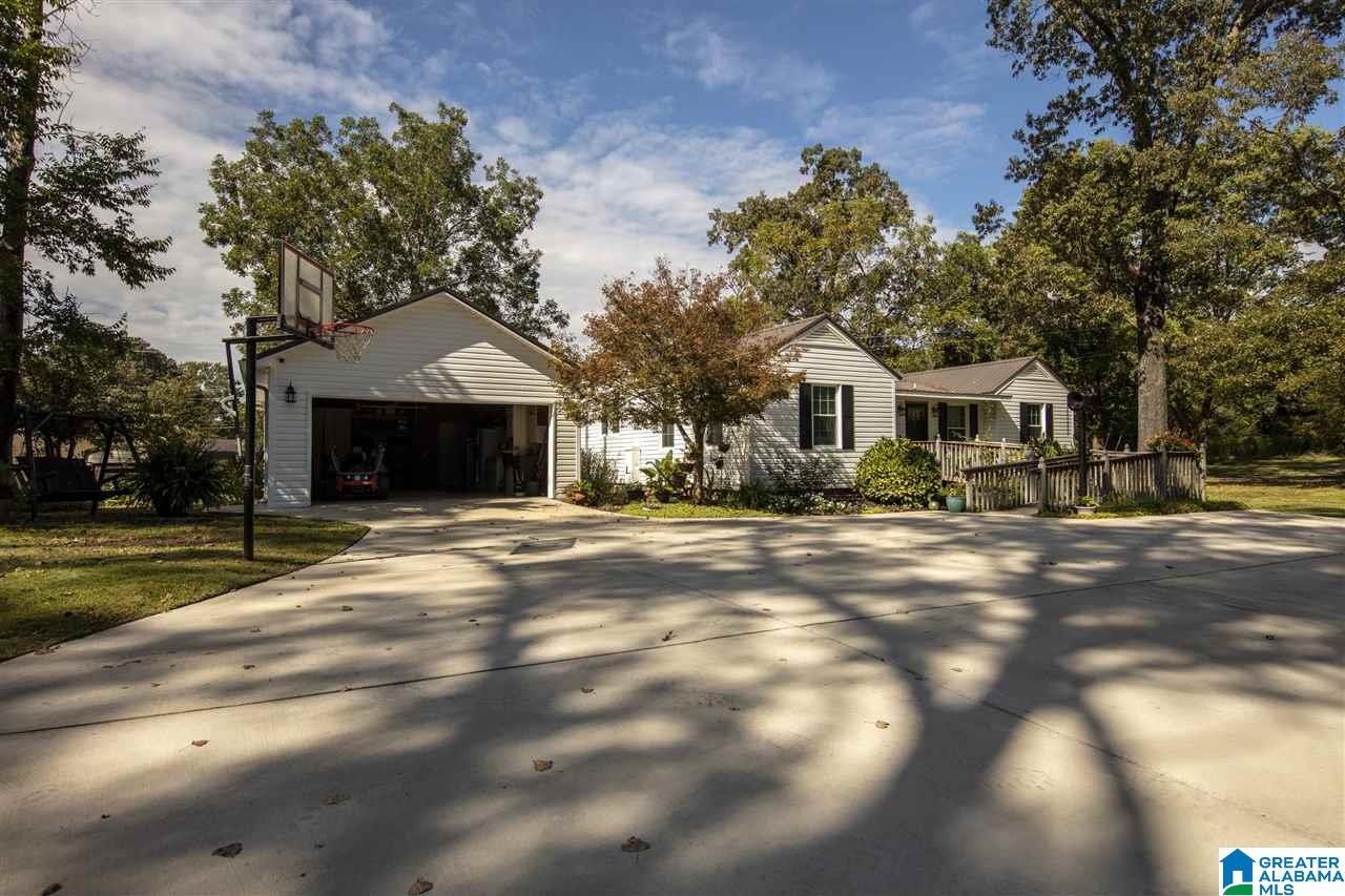 5244 Sutherland Road Mount Olive, AL 35117 - Photo 2 of 31