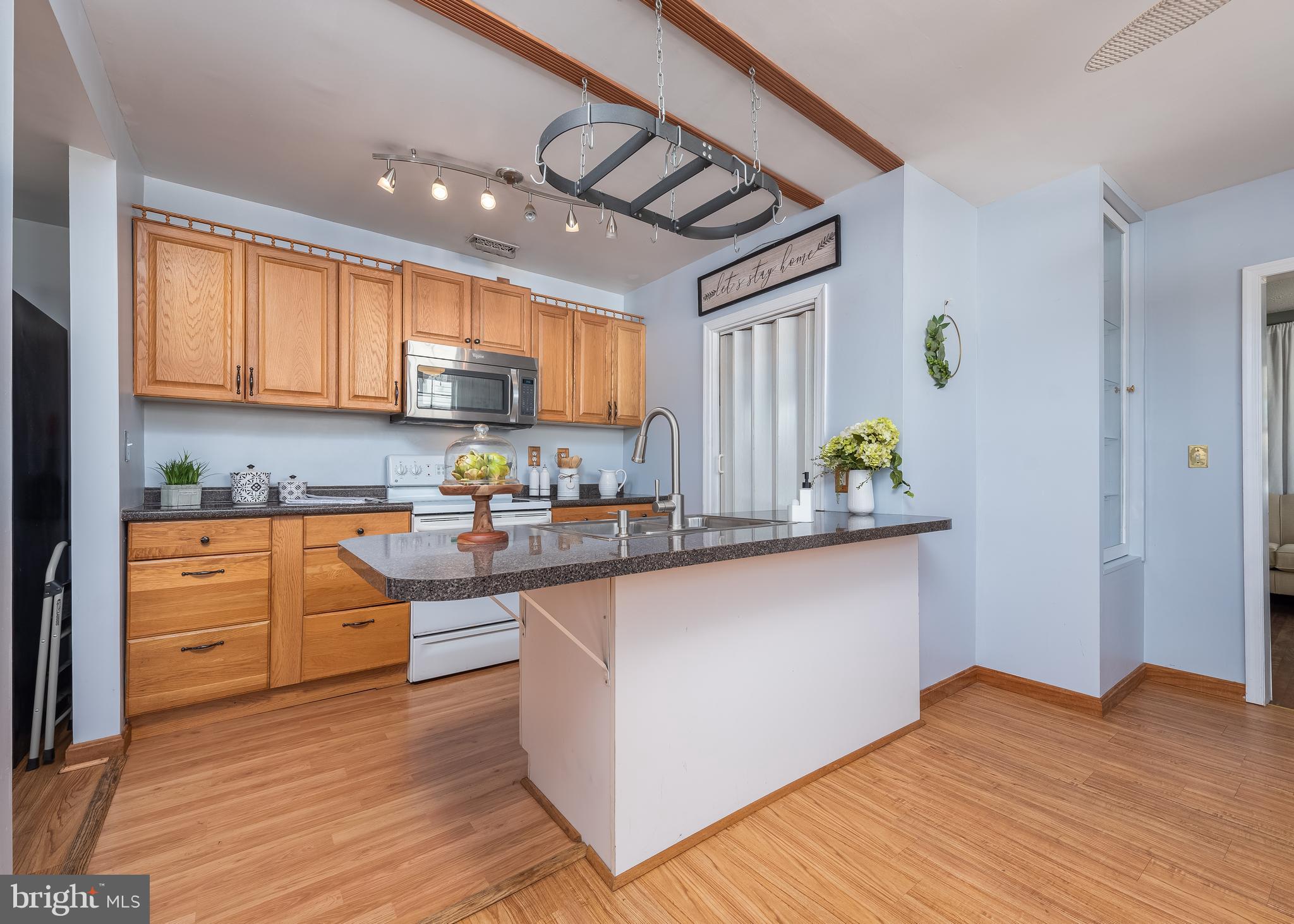175 Carroll Road Pasadena, MD 21122 - Photo 12 of 37 Gallery Image 12
